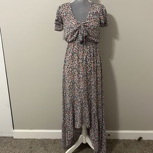 Floral. Asymmetrical. Maxi dress.